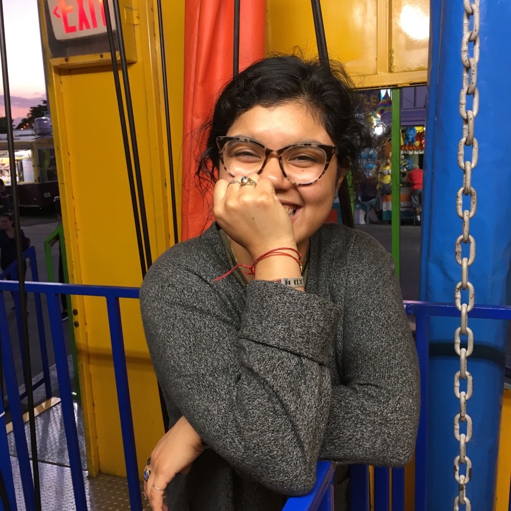 Meet your Posher, Alexia